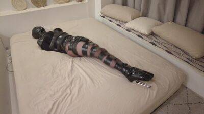 Xingyunmiao zzZhua chinese bondage mummification breathplay - China on girlsporntube.one