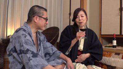 Hot Japonese Mature Couple In Action - Japan on girlsporntube.one