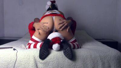 Lady Claus Dresses Up And Delivers The First Christmas Present on girlsporntube.one