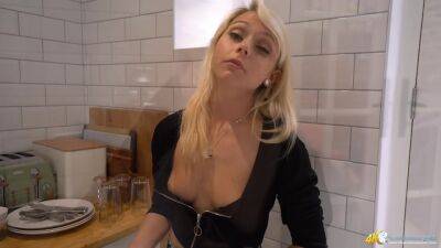 After Party Wank - DownblouseJerk on girlsporntube.one