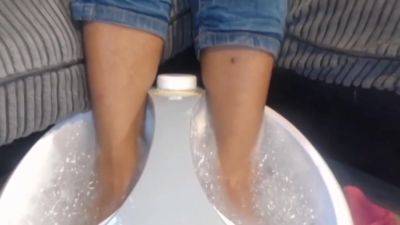 Wrinkled Soles Joi - Britain on girlsporntube.one