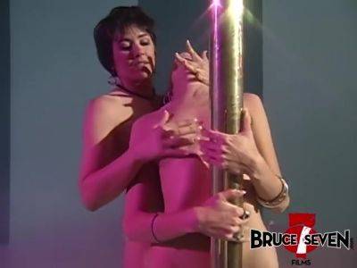 BRUCE SEVEN - Lia Baren and Alex Dane lick and finger each other s cunts on girlsporntube.one