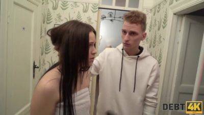 Candy Kay gets roughed up for debt and pays with her mouth - Russia on girlsporntube.one