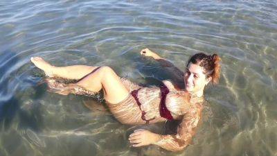 Spied, Touched And Cum On Her Face On The Beach. Girl Shok 12 Min on girlsporntube.one