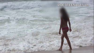 Lovely girl nude at beach - France on girlsporntube.one