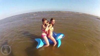 Millie and Rylee: Uncut Dolphin Experience on girlsporntube.one