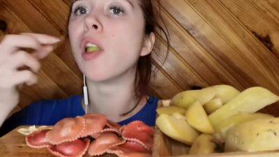 Asmr Mukbang Feederism Raviolis Rouge on girlsporntube.one