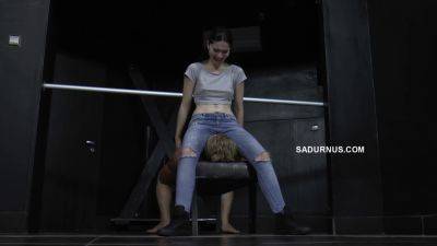 Mia Evans In Sitting On My Face In Jeans on girlsporntube.one