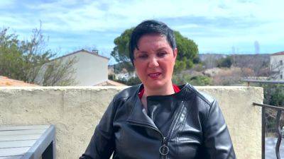 Nina, 35, business manager in Aix-en-Provence (13)! on girlsporntube.one