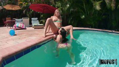 Abella Danger & Payton Preslee: Bikini-Clad Big Tits & Big Ass Action on girlsporntube.one