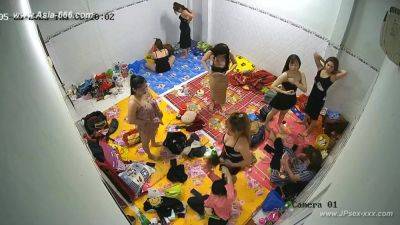 Chinese girl changeroom.33 - China on girlsporntube.one