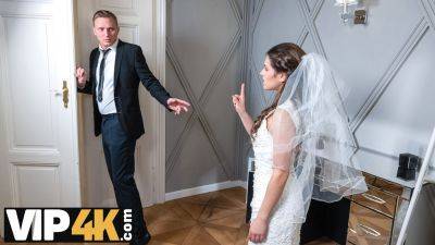 VIP4K. Couple decided to copulate in the bedroom before the ceremony - Czech Republic on girlsporntube.one