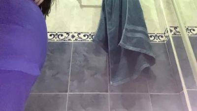 Camera In Dr. Rangels Office Bathroom - Colombia on girlsporntube.one