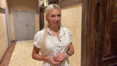 Hot and dangerous blowjob in the toilet of the shopping center from a Russian saleswoman. - Russia on girlsporntube.one