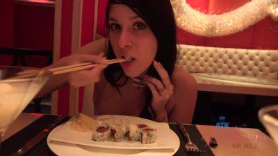 Virtual Vacation In Las Vegas With Luna Kitsuen Part 1 - Usa - city Las Vegas on girlsporntube.one