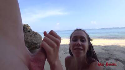 Mia Bandini In Fit Beauty Is Hiding For Public Beach Deepthroat And Fuck 8 Min on girlsporntube.one