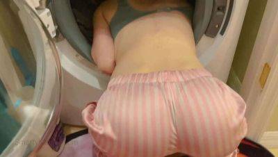 Step-SISTER Stuck in WASHER! Full Video - Gushing Cream & Bloopers! With SmartyKat314 and Lofi Dreamz on girlsporntube.one