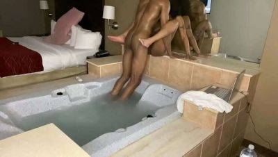 Bonus Scene! Jacuzzi Night with MILF Royalty & BBC Speshal Moneyxxx. Includes Hot Nutshot! on girlsporntube.one