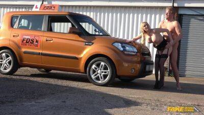 Amber Jayne gets fucked inside and outside the car on girlsporntube.one