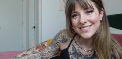 My girlfriend's hot tatted sister begs for a creampie - Awlivv on girlsporntube.one