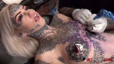 Amber Luke Gets Tattooed While Sascha Plays with Her Big Tits - Australia on girlsporntube.one