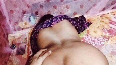 Hot Bengali Stepmom Fucks Young StepSon with Dirty Talk - Desi Aunty Squirting Sex - India on girlsporntube.one