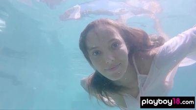 Princess Clover In Russian Teasing Under The Water - Russia on girlsporntube.one